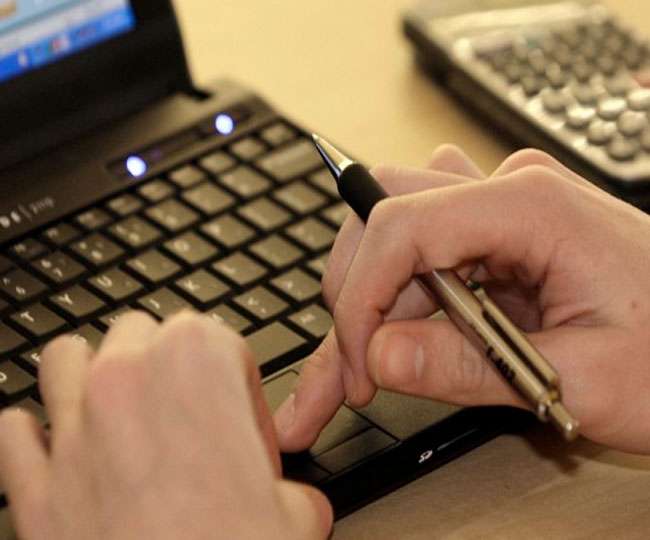 Computer   teacher Ahin Halder in Basirhat